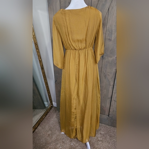 KING KONG Silk Blend Sheen Maxi Boho Flowy Sleeve Dress. Mustard. Size Medium - Picture 12 of 15